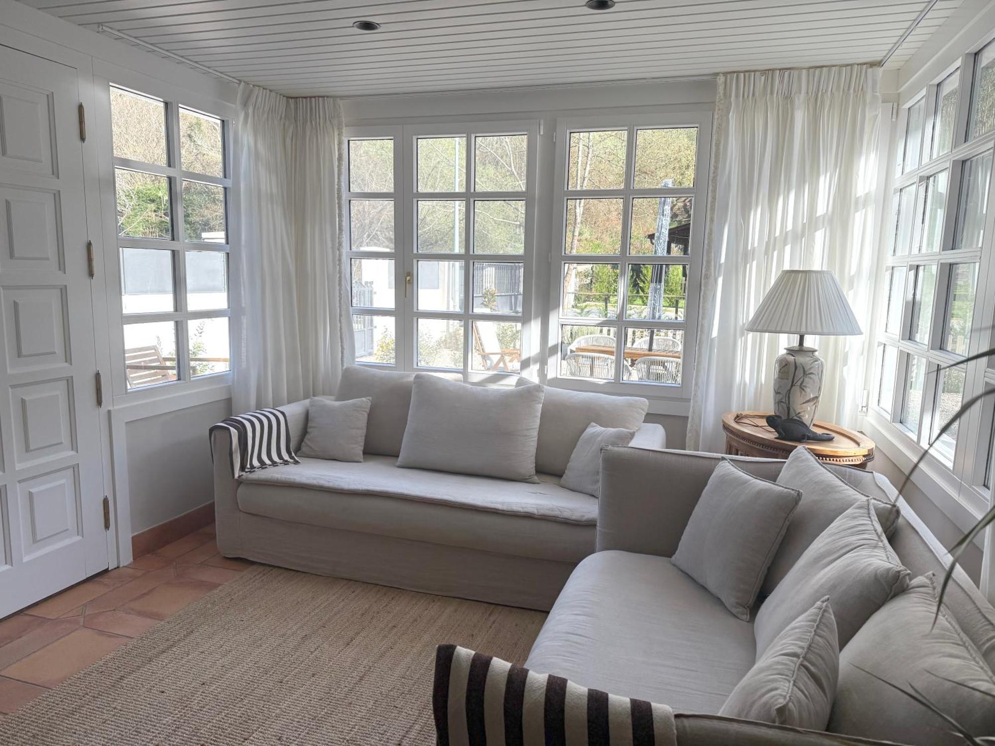 באקיו Gurah Boutique Apartments מראה חיצוני תמונה