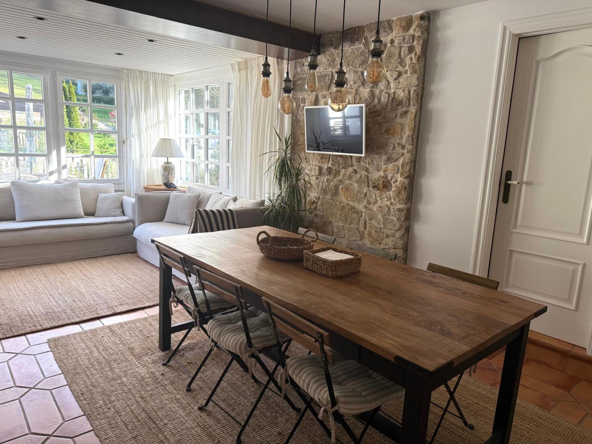 באקיו Gurah Boutique Apartments מראה חיצוני תמונה