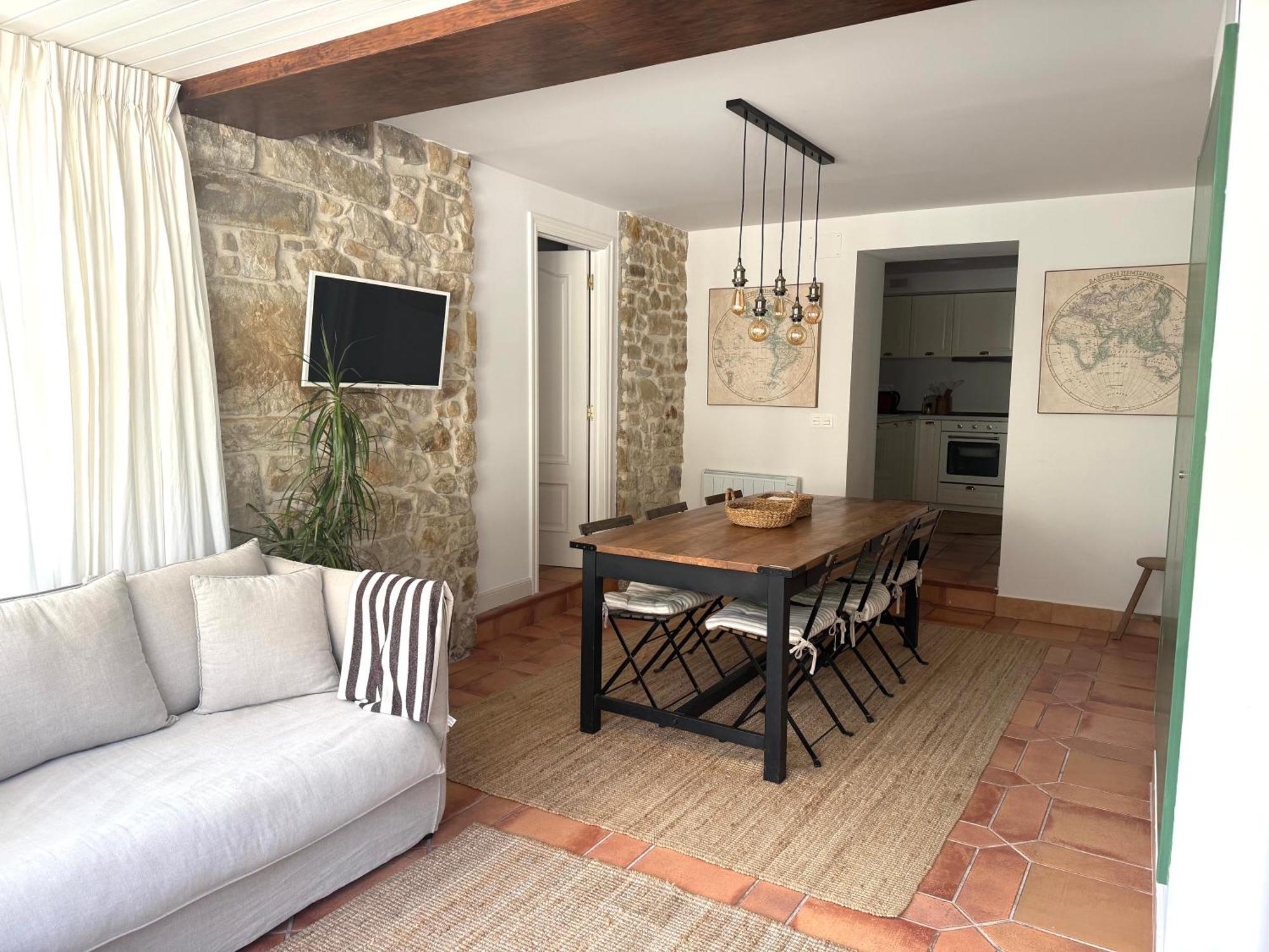 באקיו Gurah Boutique Apartments מראה חיצוני תמונה