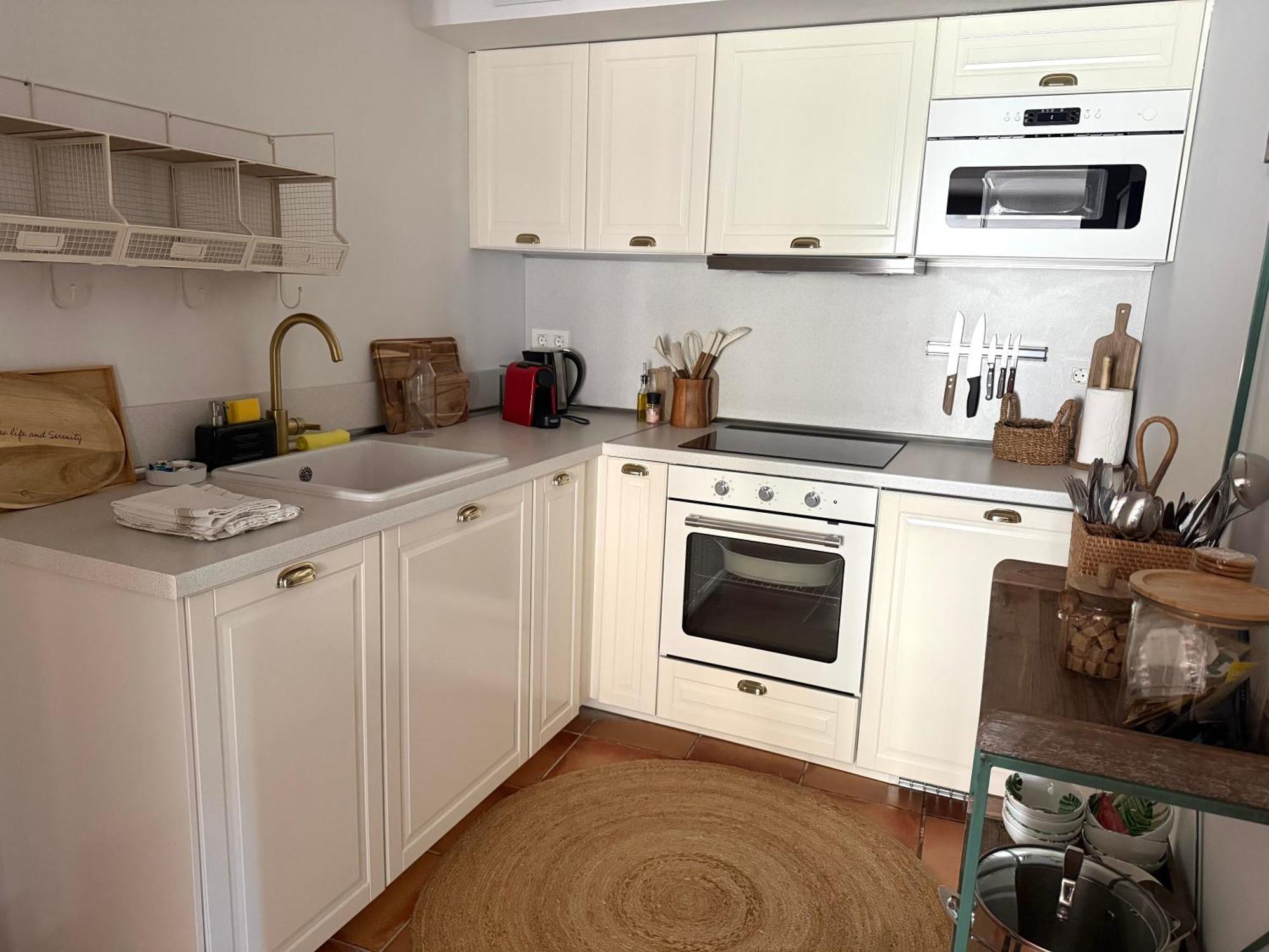 באקיו Gurah Boutique Apartments מראה חיצוני תמונה